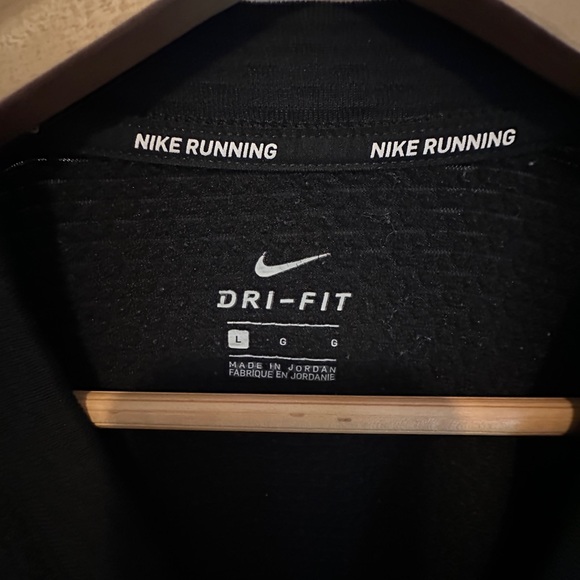 Nike Womens Dri-Fit Sphere Thermal Running Top Long Sleeve Black Size L - Picture 7 of 13